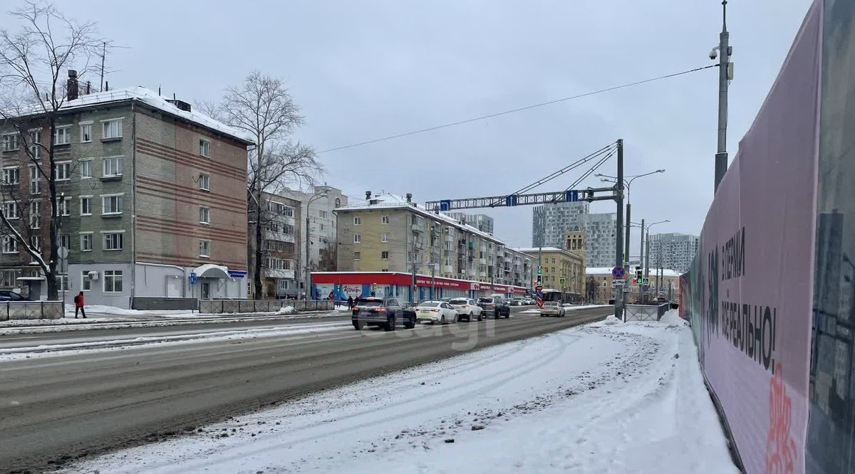 торговое помещение г Пермь р-н Свердловский ул Революции 38 фото 4