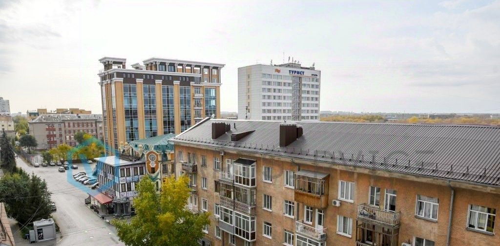 квартира г Омск р-н Центральный ул Ильинская 1 фото 18