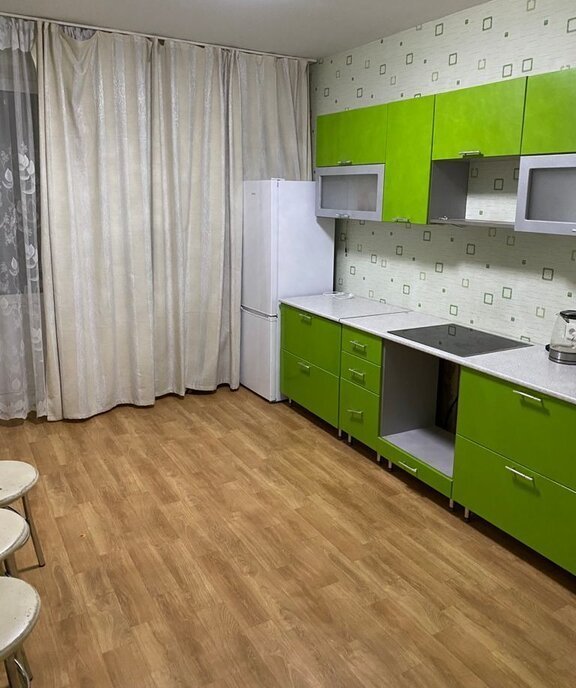 квартира г Саратов ул им академика О.К.Антонова 24б фото 4
