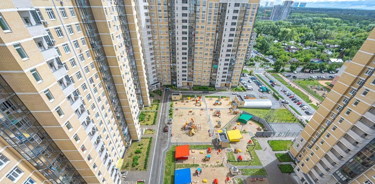 квартира г Екатеринбург Чкаловская ул 8 Марта 190 фото 16