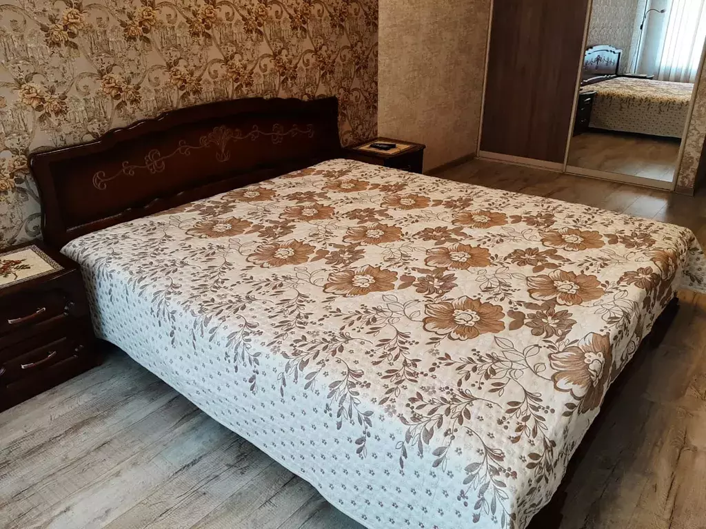 квартира г Таганрог ул Адмирала Крюйса 23/3 фото 18