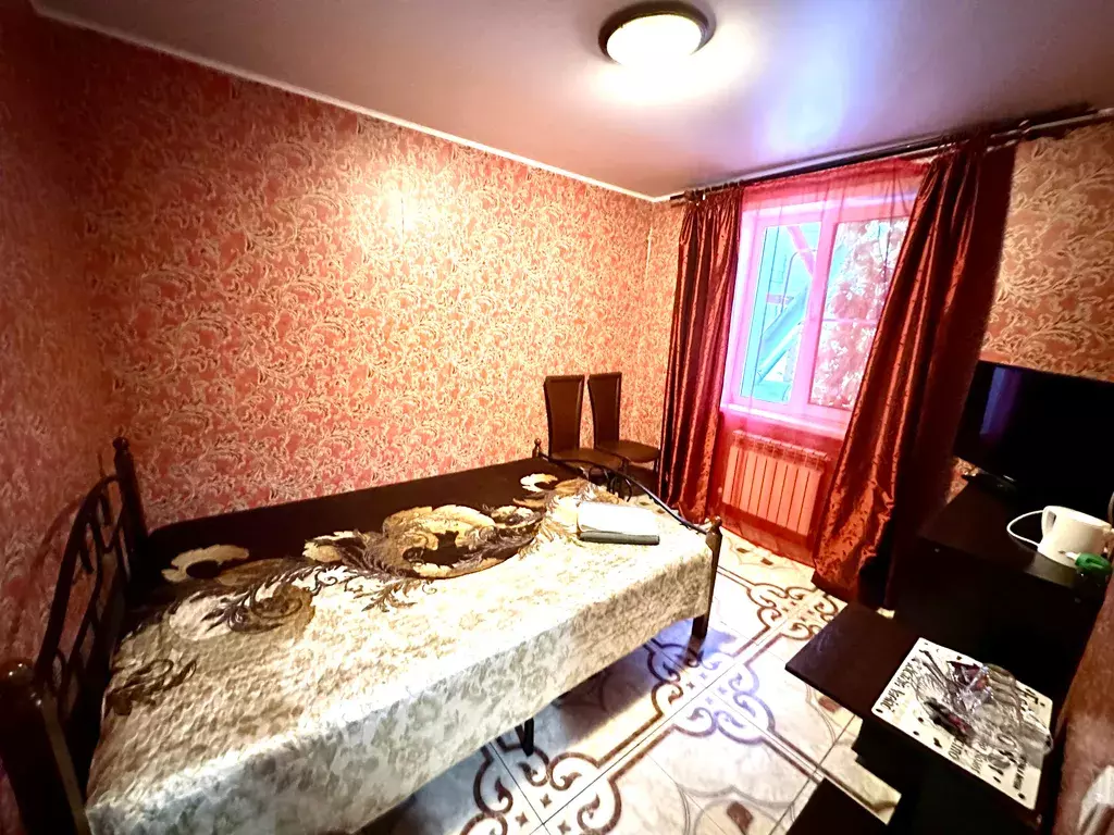 комната г Барнаул тракт Змеиногорский 73и фото 2
