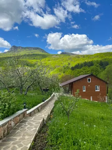 р-н Бахчисарайский с Многоречье ул Ключевая 1г фото