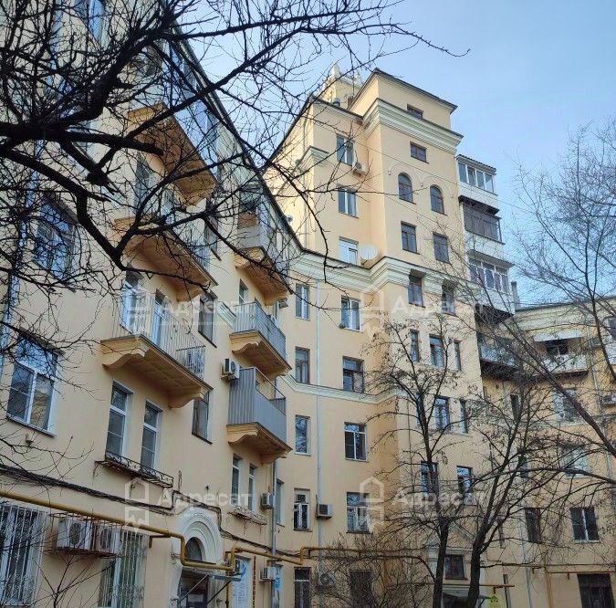 квартира г Волгоград р-н Тракторозаводский ул им. Дзержинского 15 фото 1