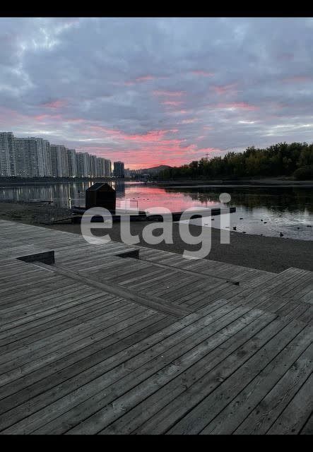 квартира г Красноярск ул Анатолия Гладкова 18 городской округ Красноярск фото 4