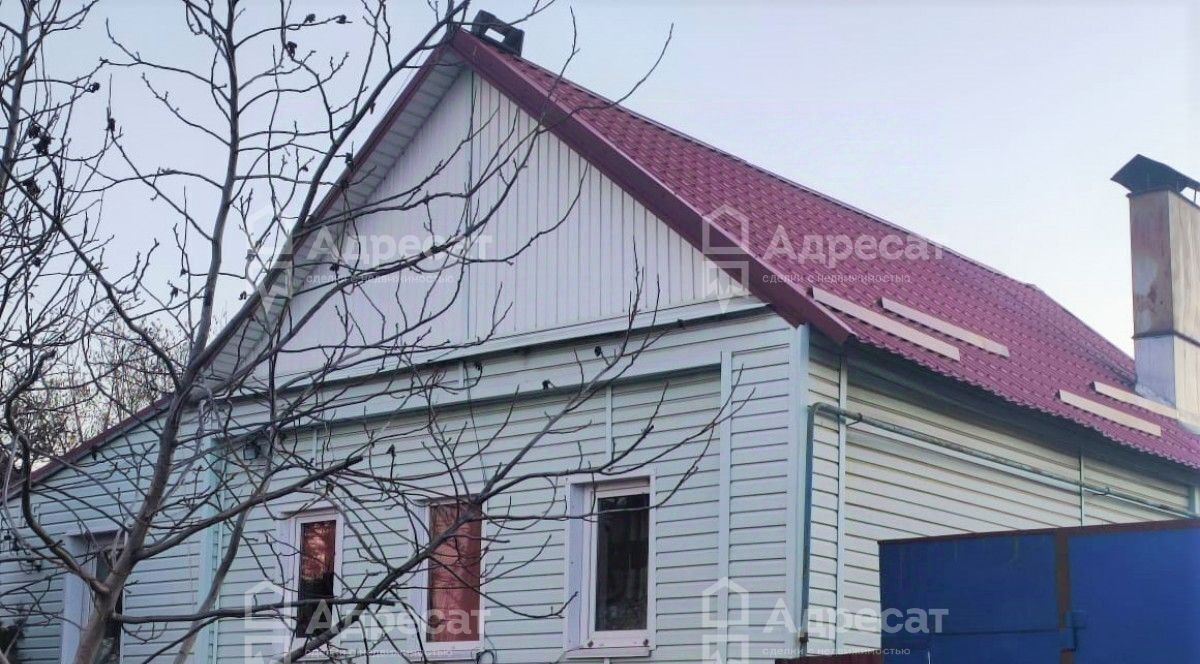 Продам дом на улице им. Клавы Панчишкиной в Красноармейском районе в городе  Волгограде 66.0 м² на участке 5.0 сот этажей 1 4500000 руб база Олан ру  объявление 118272175