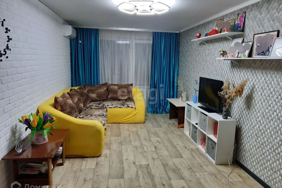 квартира г Красноперекопск мкр 8 8 Красноперекопский район фото 1