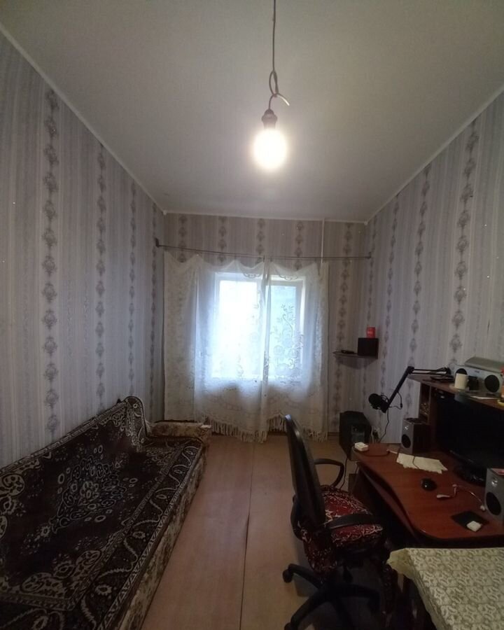комната г Старый Оскол ул Хмелева 5б фото 2