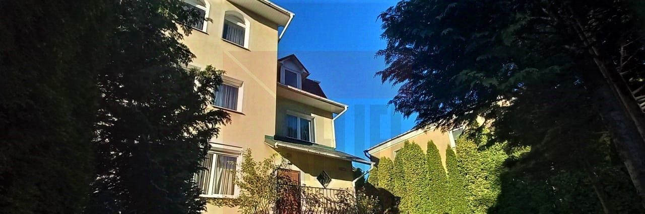 дом г Калининград р-н Центральный ул Лейтенанта Катина 8а фото 2