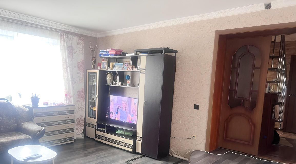 дом г Осинники ул Полевая фото 11