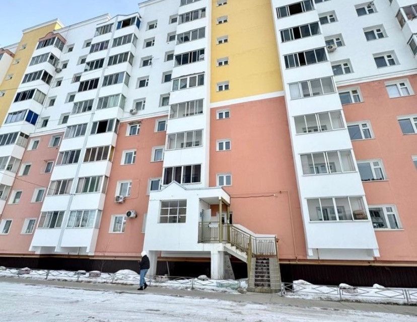 квартира г Якутск городской округ Якутск, улица Газовиков, 19Б фото 1