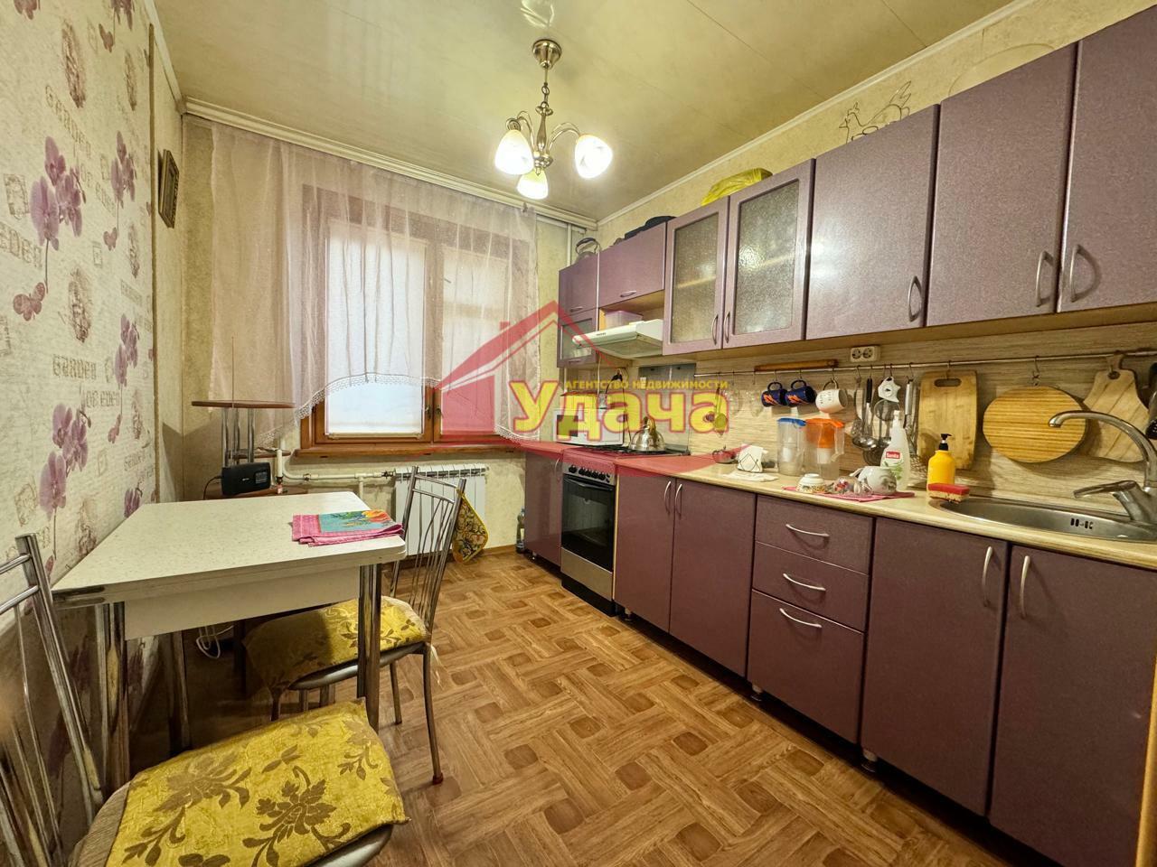 квартира г Орск р-н Ленинский Строителей ул Докучаева 52а фото 8
