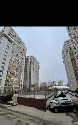 квартира р-н Прикубанский ул Домбайская 10 фото