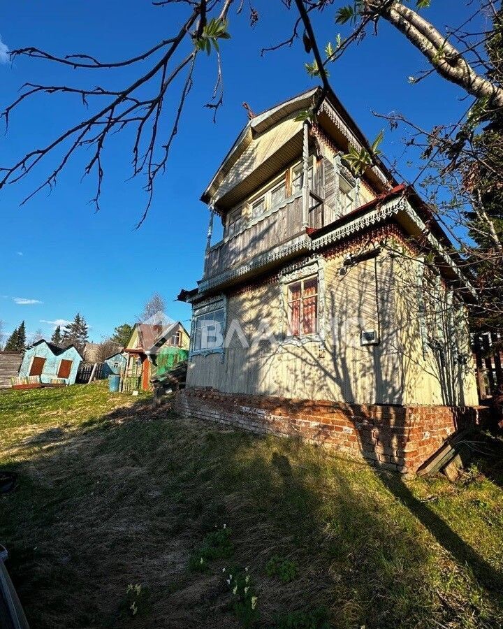 дом р-н Емельяновский с/с Зеледеевский снт Экскаваторщик сельсовет, Памяти 13 Борцов фото 2