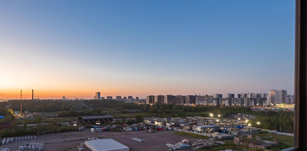 квартира г Санкт-Петербург метро Проспект Большевиков наб Октябрьская 34к/4 фото 3