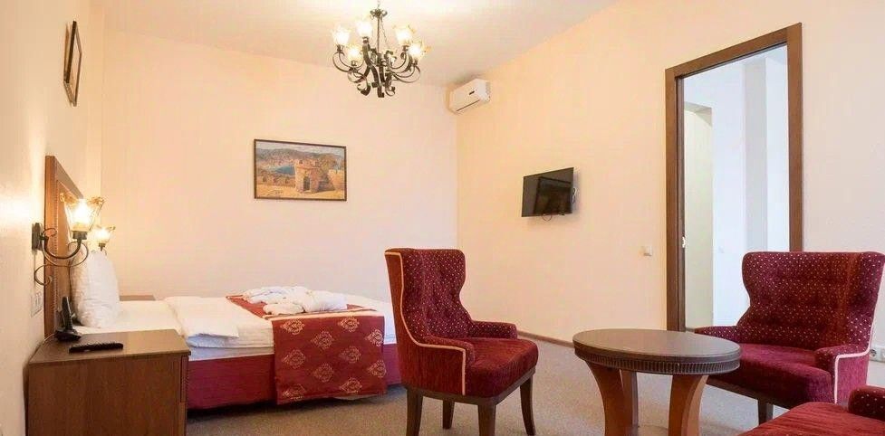 комната г Казань Кремлёвская ул Бурхана Шахиди 11 фото 6