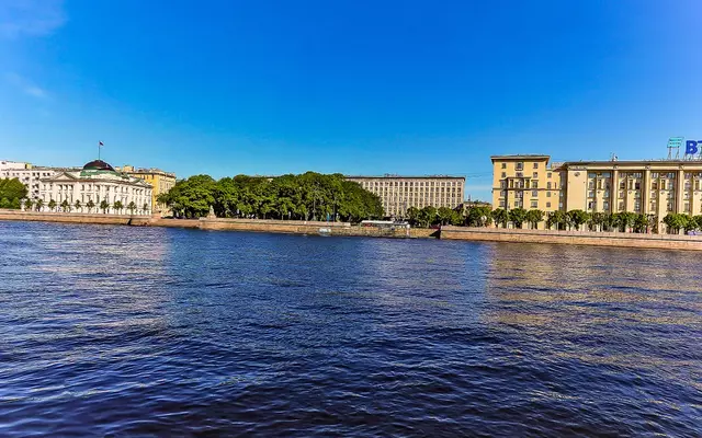 метро Горьковская наб Петровская 4 Ленинградская область фото