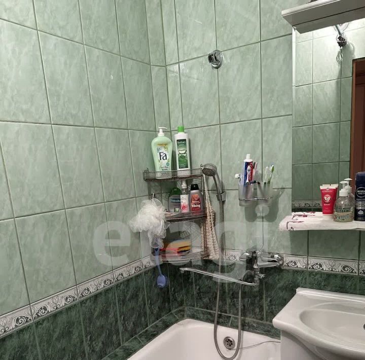 квартира г Брянск р-н Володарский ул Есенина 8 фото 17