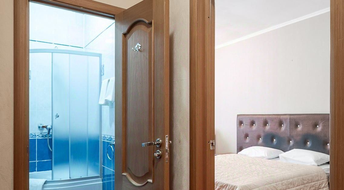 комната г Казань Кремлёвская ул Тази Гиззата 21 фото 2