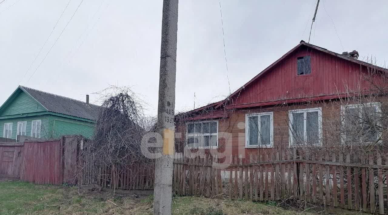 дом р-н Климовский п Климово ул Некрасова Климовское городское поселение фото 2