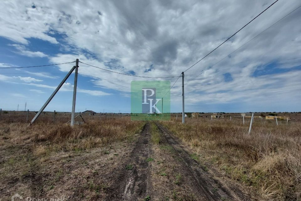 земля р-н Симферопольский село Мирное фото 3