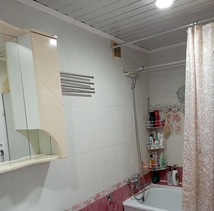 квартира г Омск р-н Центральный ул 24-я Северная 204к/1 фото 16
