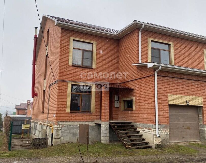 дом г Ставрополь городской округ Ставрополь, Ляпидевского, 23 / Лозовая, 24 фото 1