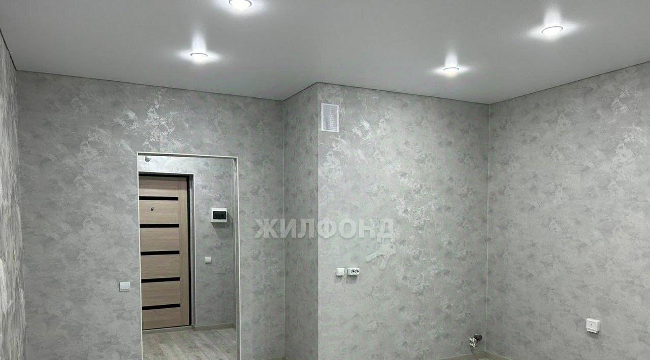 квартира г Абакан ул Ленинского Комсомола 75 фото 2