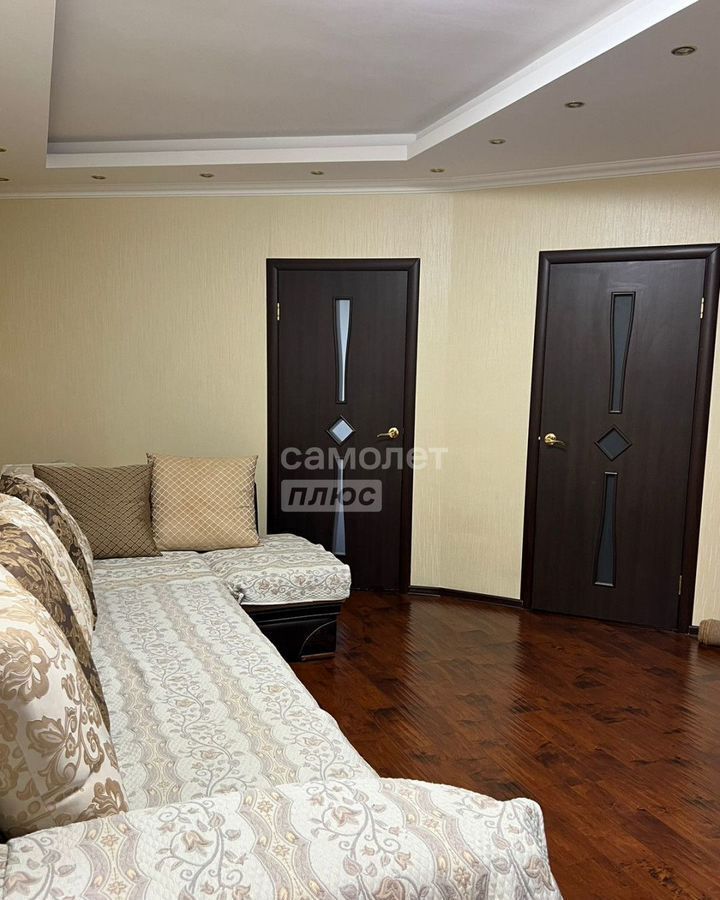 квартира г Омск р-н Кировский ул Дианова 25 фото 3