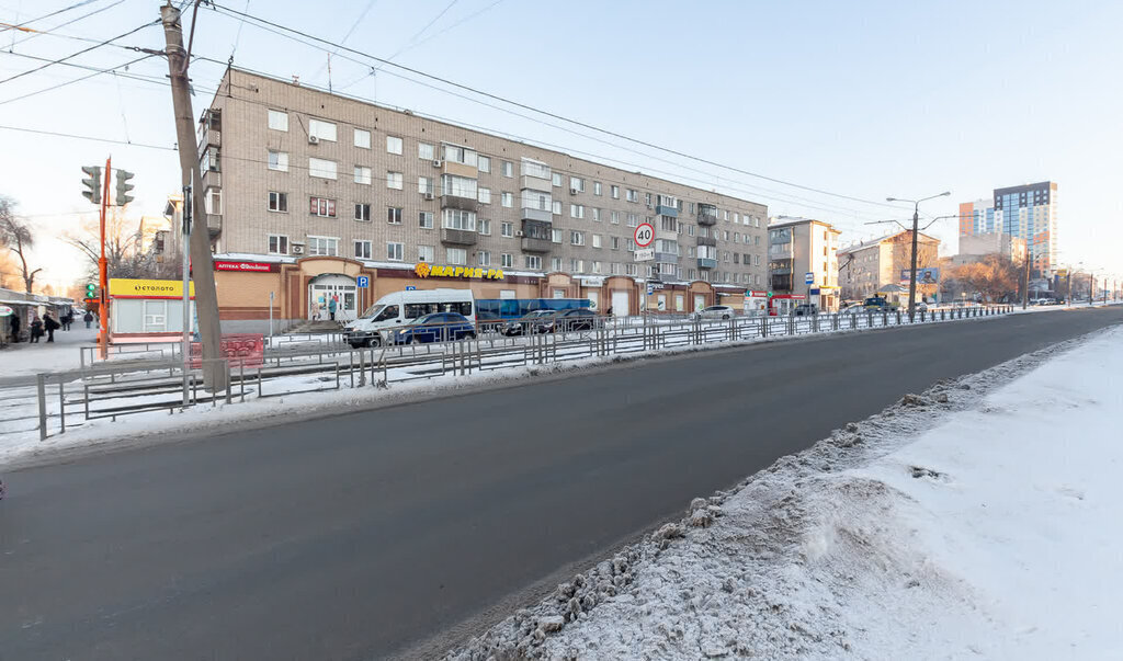 квартира г Барнаул р-н Октябрьский ул Северо-Западная 58 фото 1