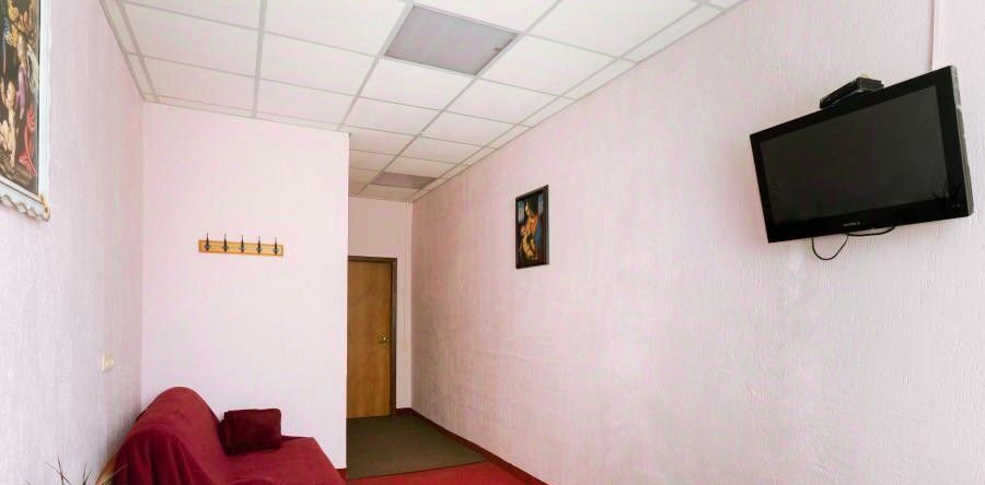 комната г Омск р-н Кировский ул 2-я Солнечная 49в фото 7