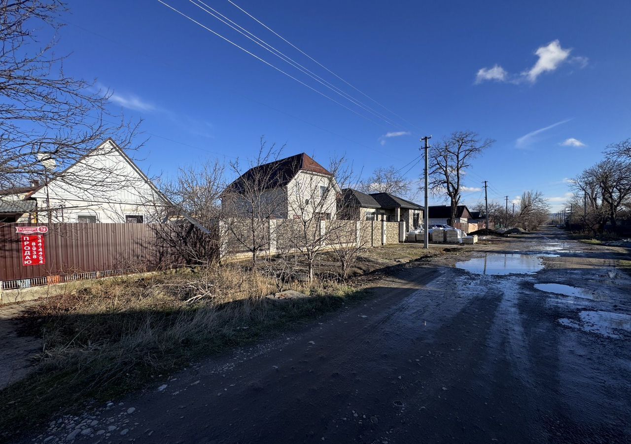 дом г Невинномысск ул Малиновского р-н Рождественское фото 3