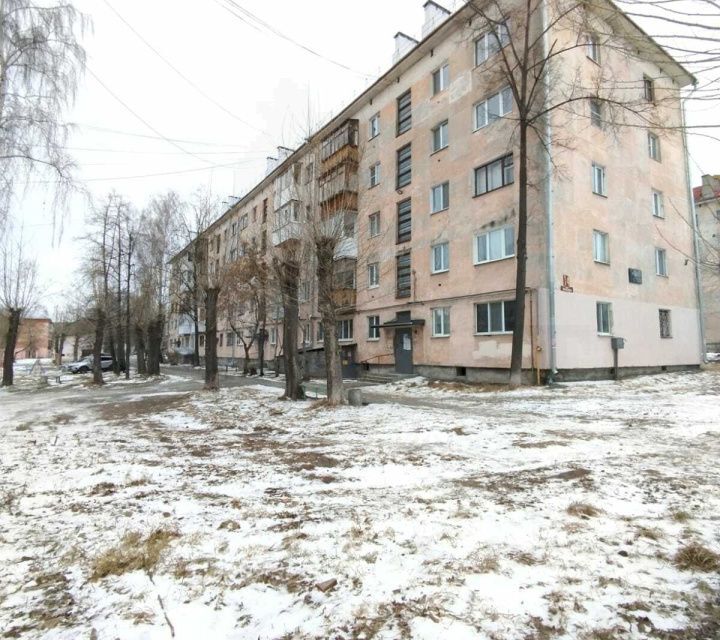 квартира г Асбест ул Победы 14 Асбестовский городской округ фото 1