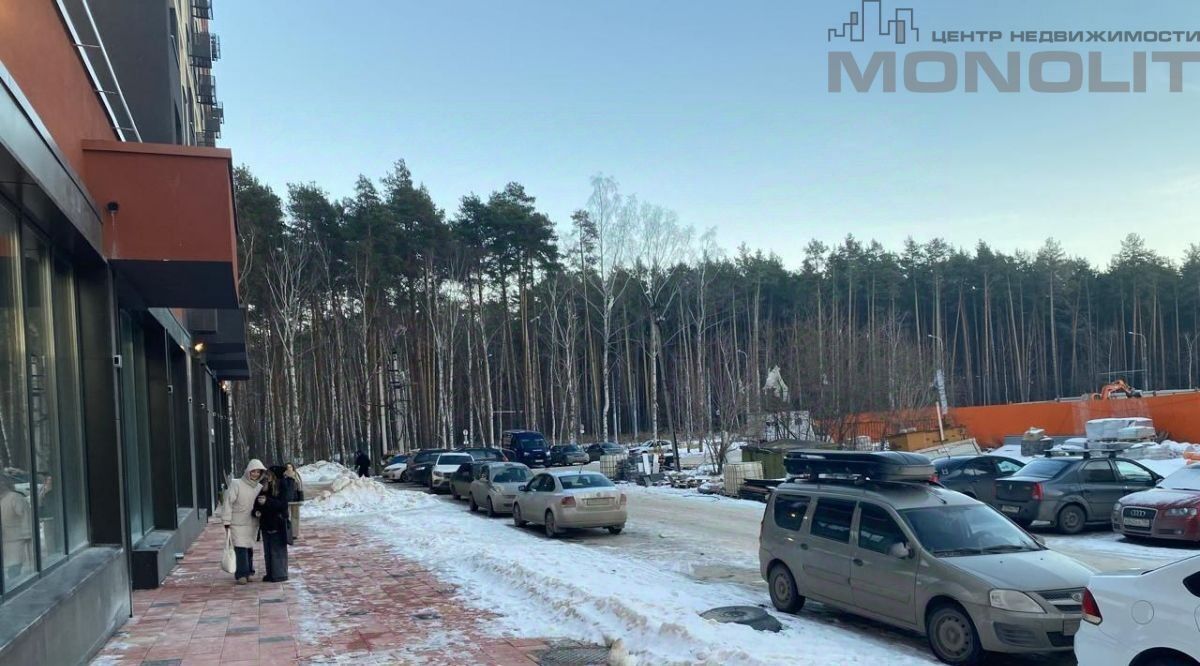 торговое помещение г Екатеринбург р-н Орджоникидзевский б-р Владимира Белоглазова 5 фото 4