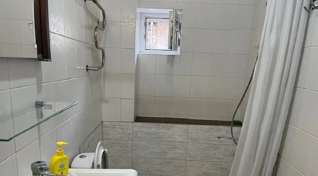 дом г Ялта ул Бассейная 8а фото 13