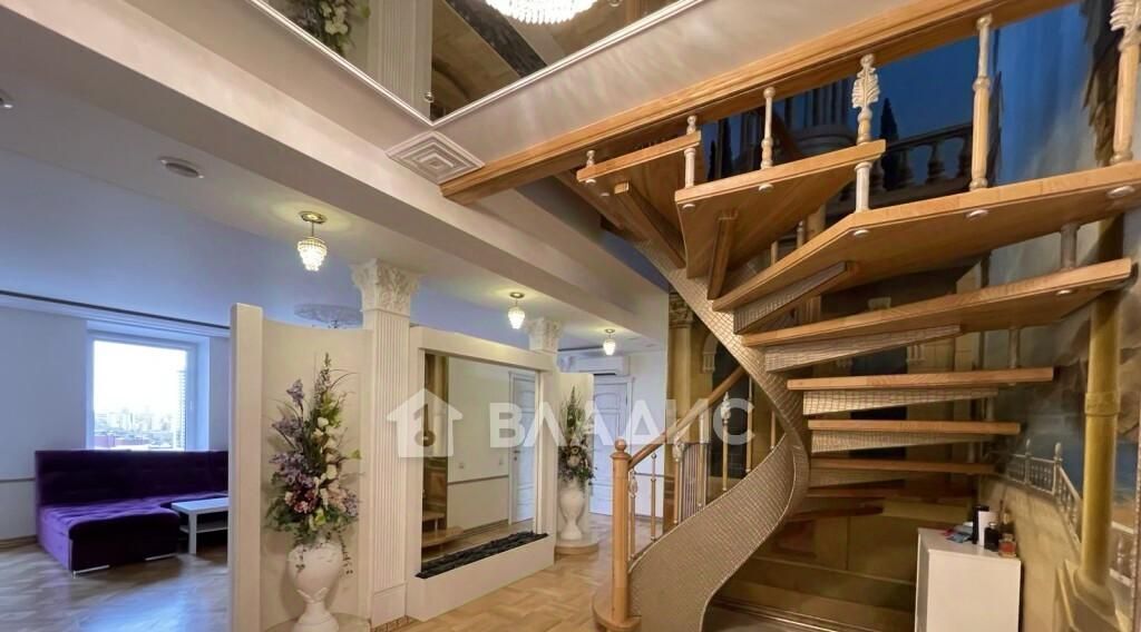 квартира г Нижний Новгород Горьковская ул Германа Лопатина 8 фото 3