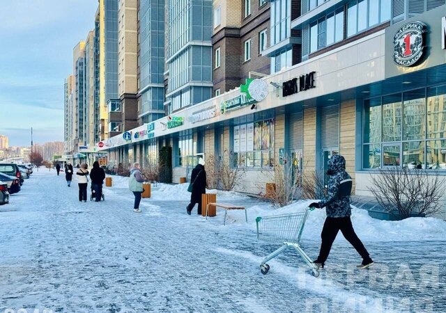 р-н Калининский пр-кт Героя России Родионова Е.Н. 19 фото