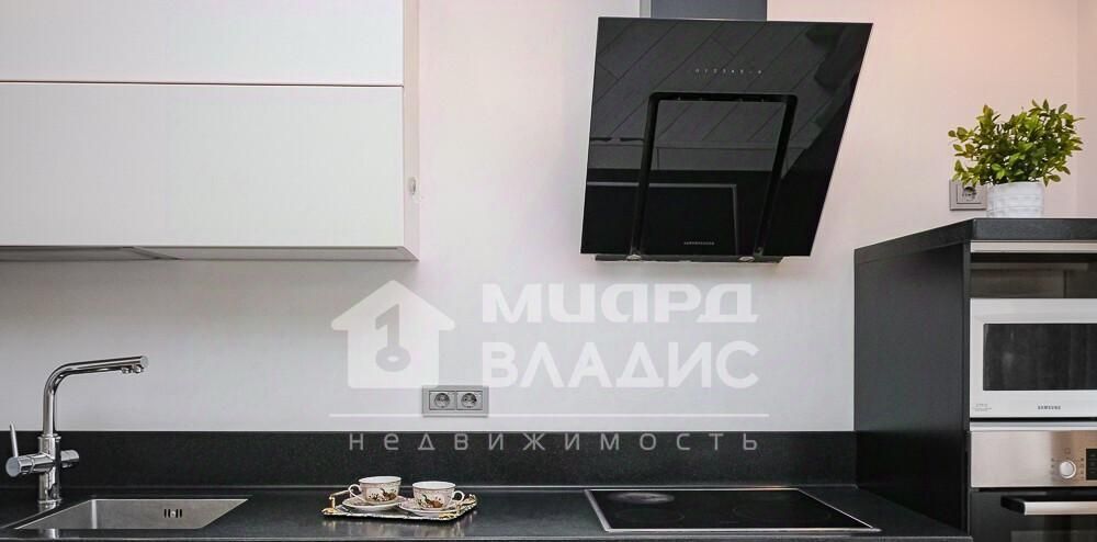 квартира г Омск р-н Центральный ул Арнольда Нейбута 14 фото 4