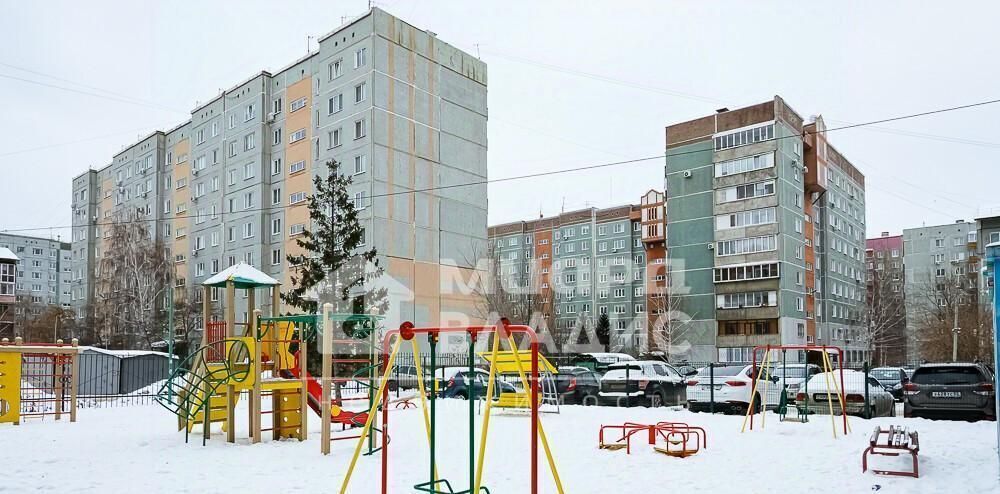 квартира г Омск р-н Центральный ул Арнольда Нейбута 14 фото 29