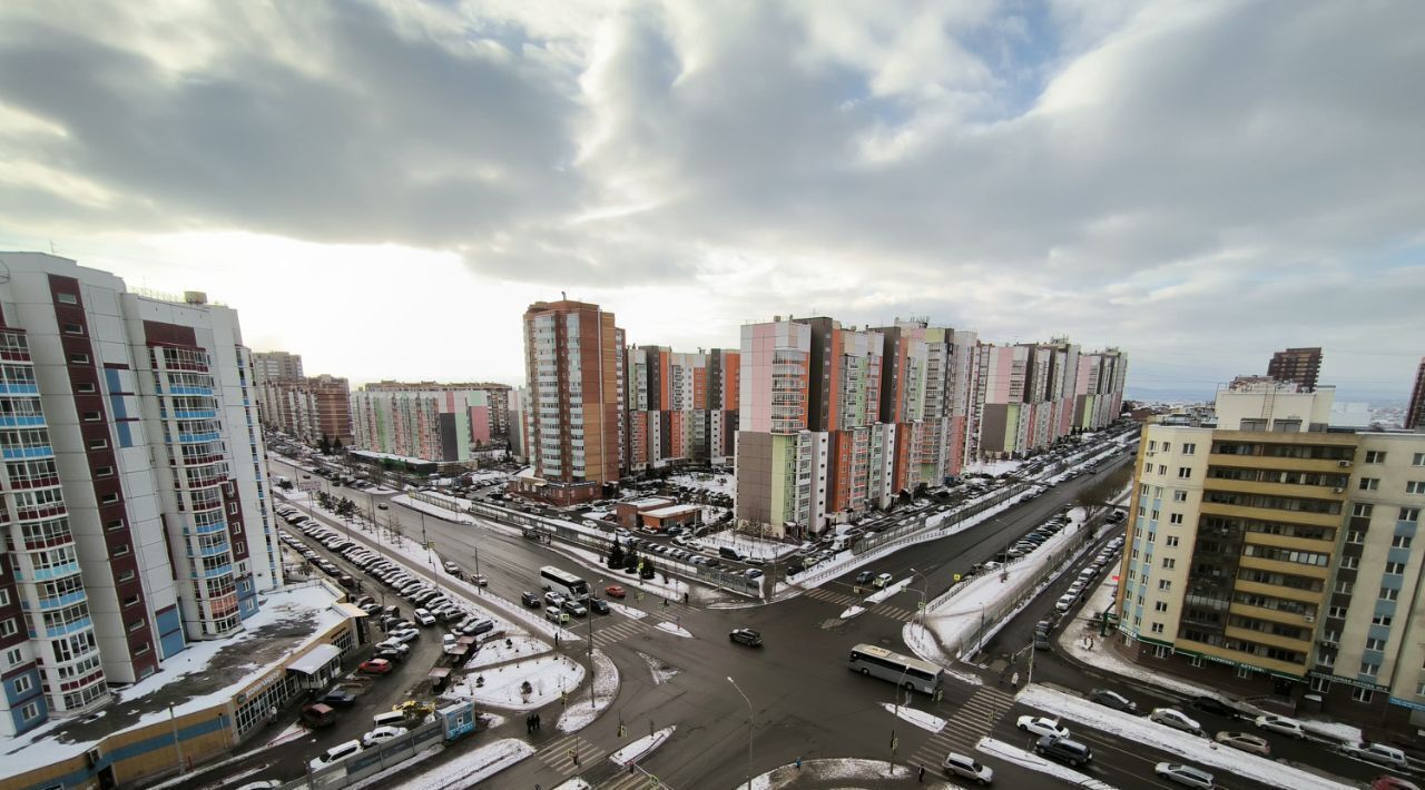 квартира г Красноярск р-н Центральный Покровский микрорайон ул Дмитрия Мартынова 24 фото 21