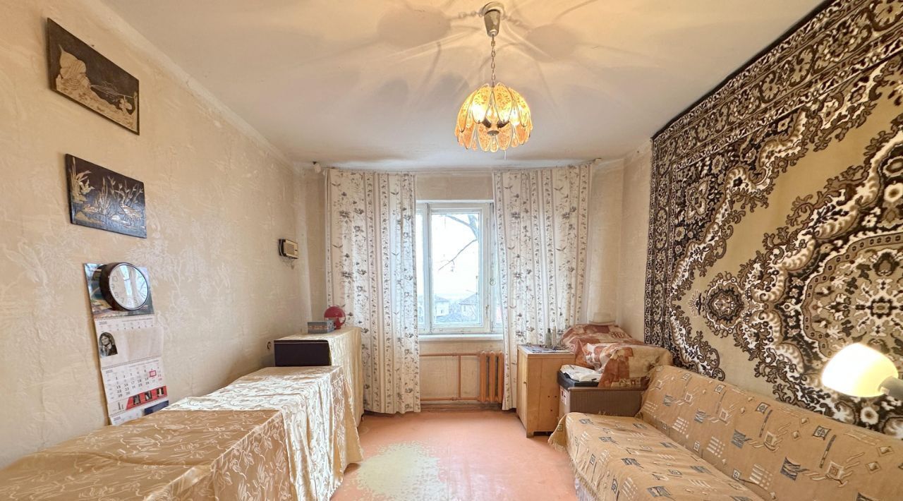 квартира г Волгоград р-н Тракторозаводский ул им. Кастерина 6 фото 5