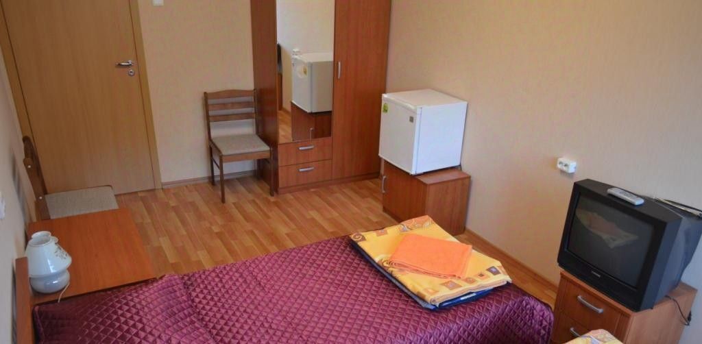 комната г Великий Новгород ул Новолучанская 27а фото 1