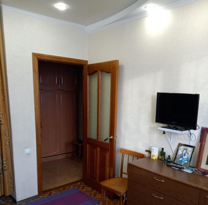 квартира г Тольятти р-н Автозаводский ул 70 лет Октября 59 фото 8
