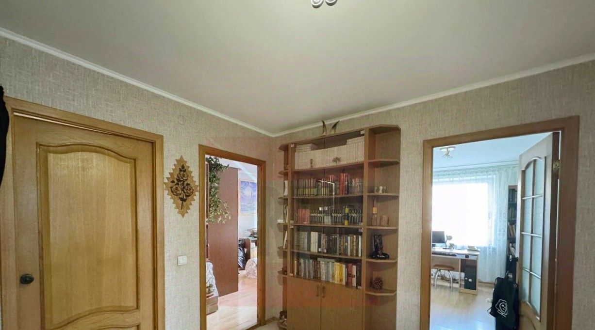 квартира г Калининград р-н Ленинградский наб Адмирала Трибуца 57 фото 3
