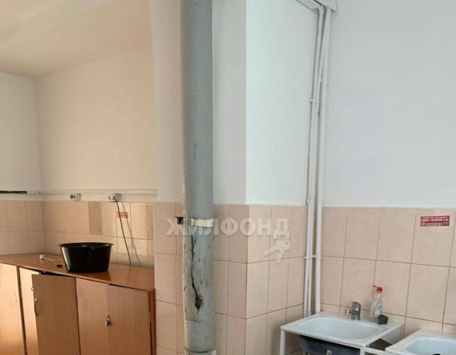 комната г Новосибирск ул Ватутина 4 Площадь Маркса фото 6