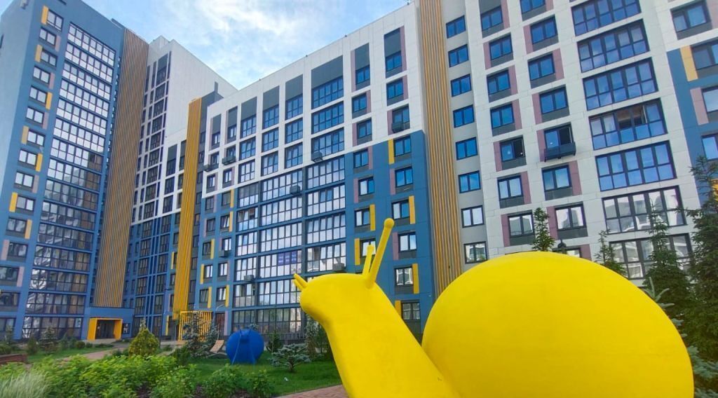 квартира г Брянск р-н Советский ул им. О.С. Визнюка 20 фото 1