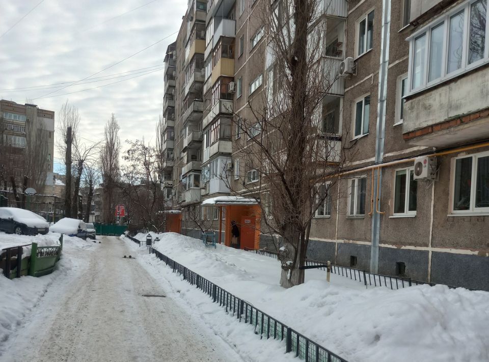 квартира г Саратов р-н Фрунзенский ул Рабочая 70/82 фото 20