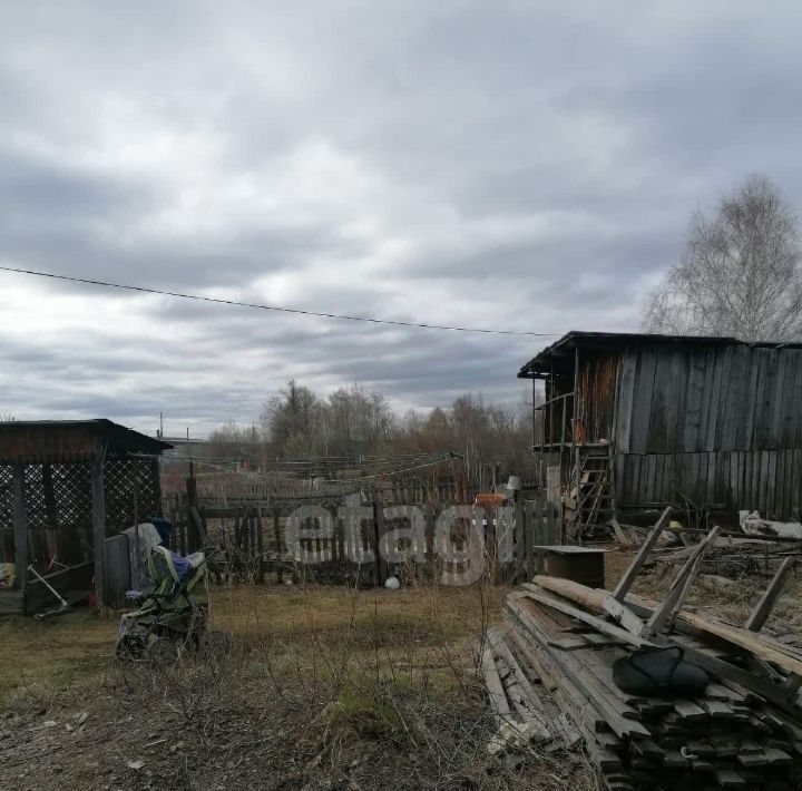 дом р-н Новолялинский п Лобва ул Ленина 36 фото 4