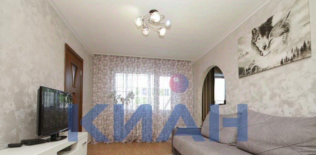 квартира г Красноярск р-н Советский пр-кт Ульяновский 8 фото 1