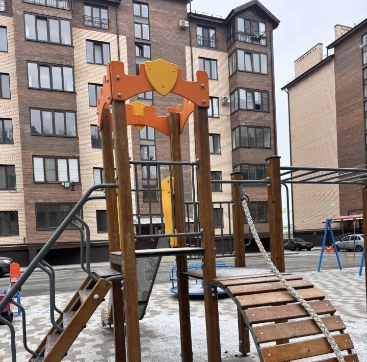 квартира г Владикавказ р-н Северо-Западный ул Билара Кабалоева 18 фото 1